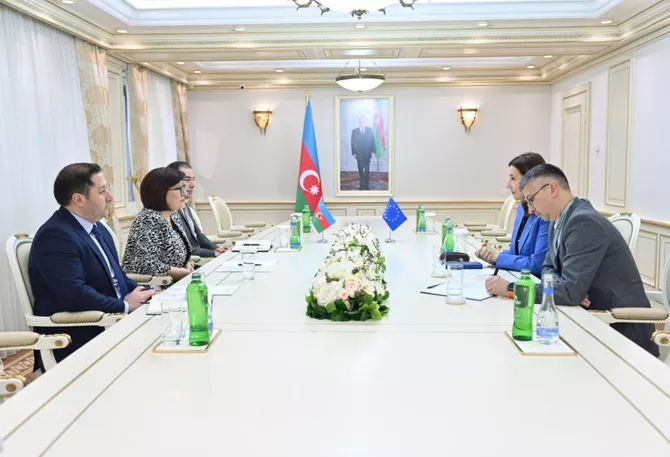 Azerbaijan, EU Discuss Strengthening Bilateral Relations
