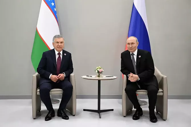 Mirziyoyev, Putin Discuss Deepening Uzbekistan-Russia Partnership