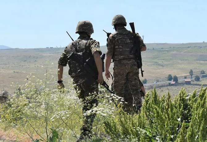 soldiers