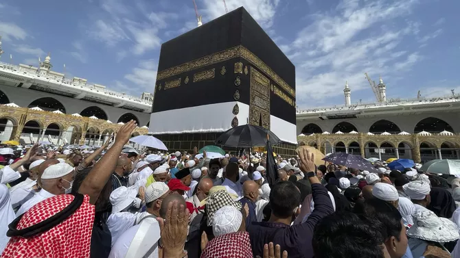 Hajj Trip Becomes More Affordable for Tajik People