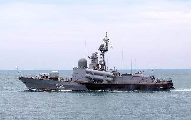Russian Forces Blame Crews After Boat Failures in Ukraine