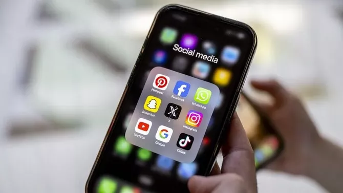 Kazakhstan Moves to Restrict Social Media Access for Under-16s