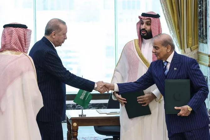 Mecca Joint Defense Agreement: Strategic Complementarity and Regional Integration