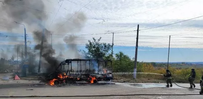 Ukraine's Sloviansk Suspends All Public Transport Amid Security Concerns