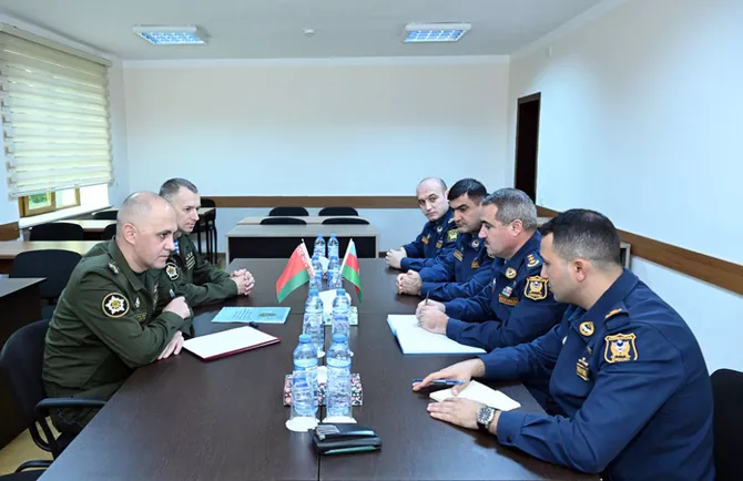 Azerbaijani, Belarusian Military Officials Meet in Baku