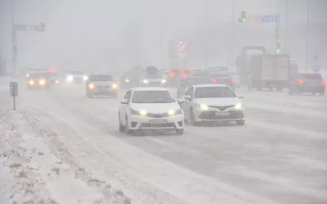 Kazakhstan Faces Heavy Snow, Blizzards, and Dangerous Roads
