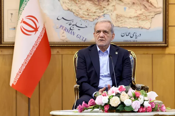 Iran's President: Kazakhstan Trip Key to Strengthening Bilateral Ties