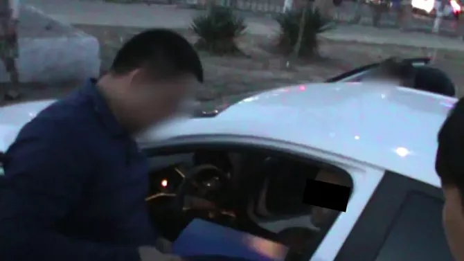 Uzbekistan Detains Top Bank Legal Official Over Probe