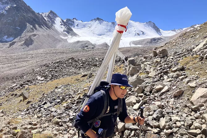 Latest News & Breaking Stories | Stay Updated with Caspianpost.com - Glacier Loss Forces Central Asia to Rebalance Water Politics