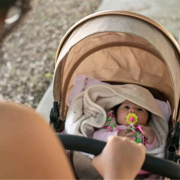 Kazakh Police Officers Uncover Attempt to Sell Newborn for Cash