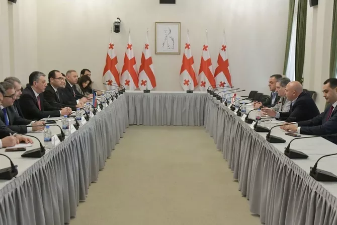 Azerbaijan and Georgia Discuss Joint Agricultural Exports to Third-Country Markets