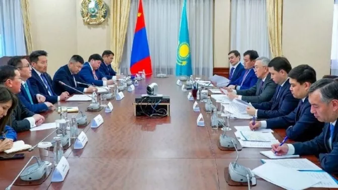 Kazakhstan and Mongolia Aim to Boost Trade Turnover to $500M