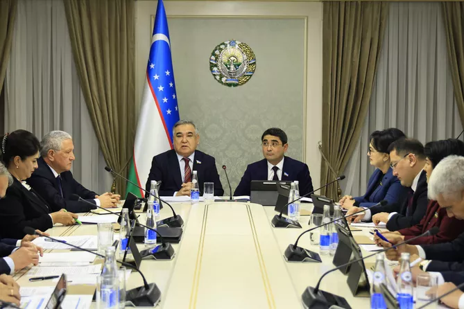 Uzbekistan, Azerbaijan Push Faster Joint Investment Projects