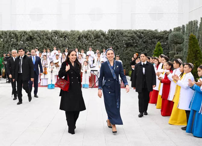 Leyla Aliyeva Joins Opening of Turkmenistan Children’s Charity