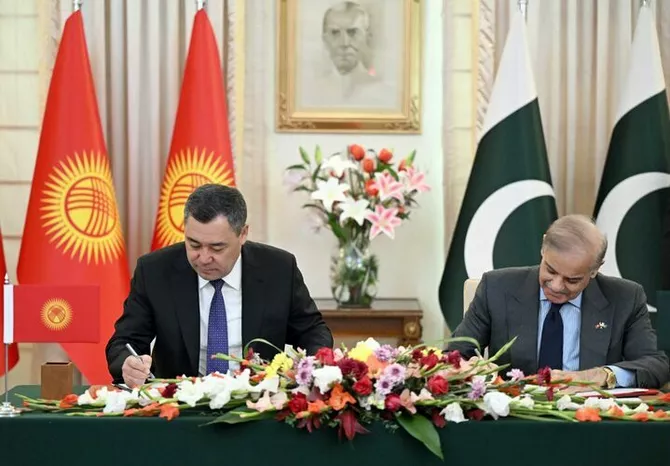 Kyrgyzstan, Pakistan Sign Major Deals to Expand Cooperation