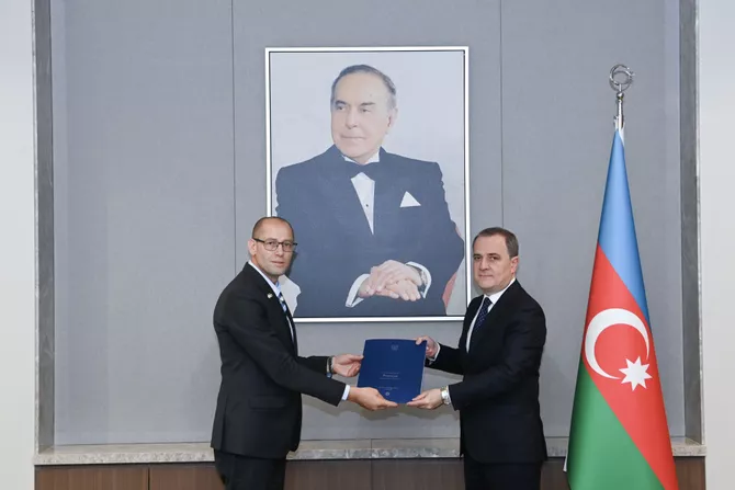Latest News & Breaking Stories | Stay Updated with Caspianpost.com - Azerbaijan’s Foreign Minister Holds Meeting with Incoming Israeli Ambassador