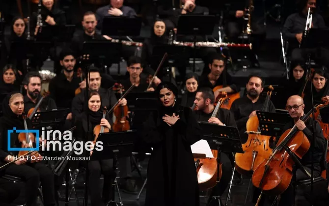 Iran’s First Female Conductor Leads Tehran Symphony