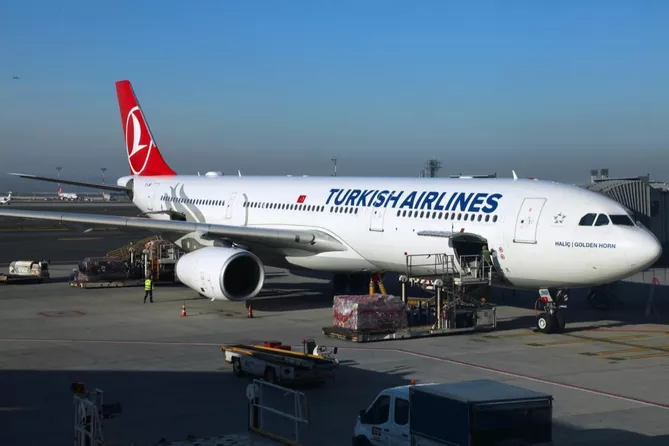 Turkish Airlines Evacuates Passengers in Kathmandu Over Landing Gear Smoke