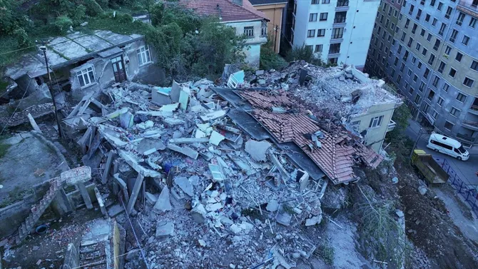 Deadly Building Collapse in Türkiye Leaves Woman Dead - Caspianpost.com