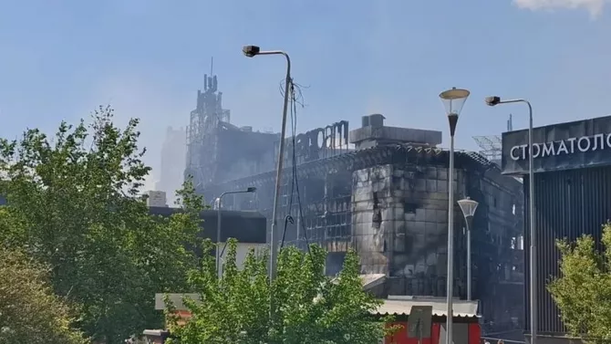 Latest News & Breaking Stories | Stay Updated with Caspianpost.com - Photos Reveal Massive Strike Damage Near Azerbaijani Embassy in Kyiv