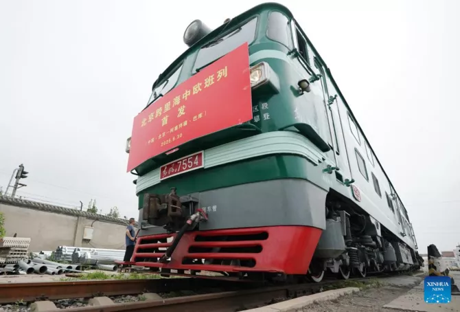 China Rolls Out Nanchang-Baku Freight Rail Link via TITR