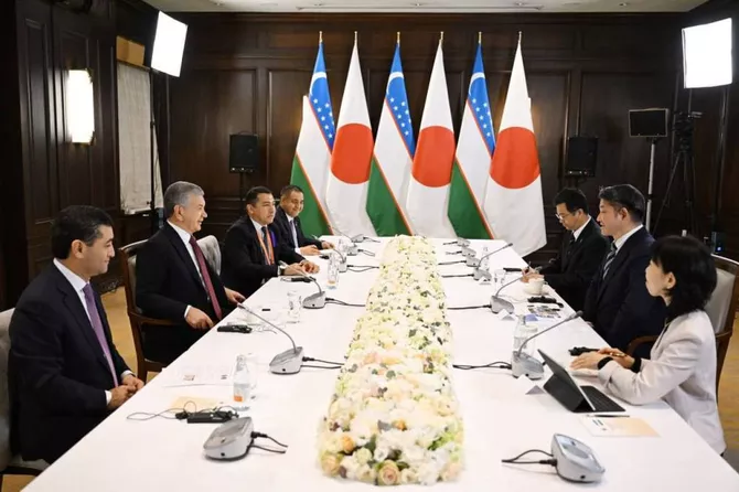 Latest News & Breaking Stories | Stay Updated with Caspianpost.com - President of Uzbekistan Meets with Mayor of Nara