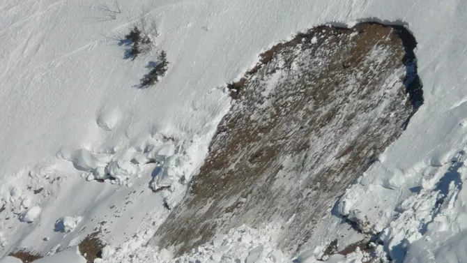 Kazakh Citizen Among Victims in Deadly Russian Mine Avalanche