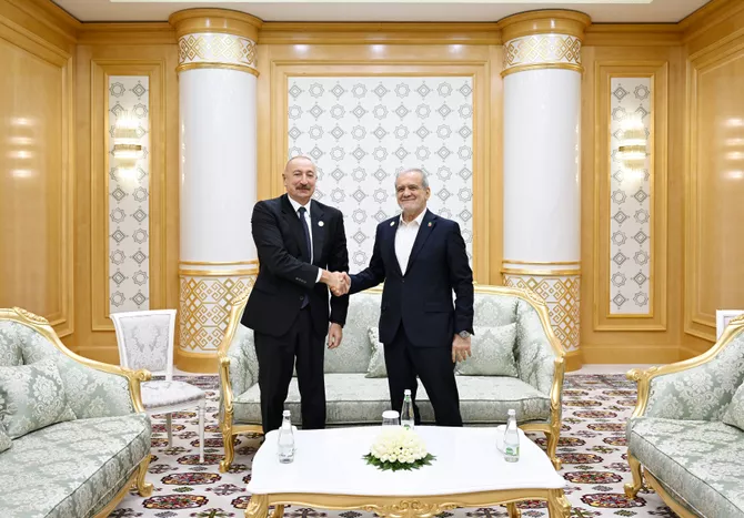 Azerbaijan and Iran Review Bilateral Ties in Turkmenbashi