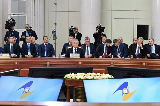 EAEU, Uzbekistan to Begin Talks on Customs Info Exchange