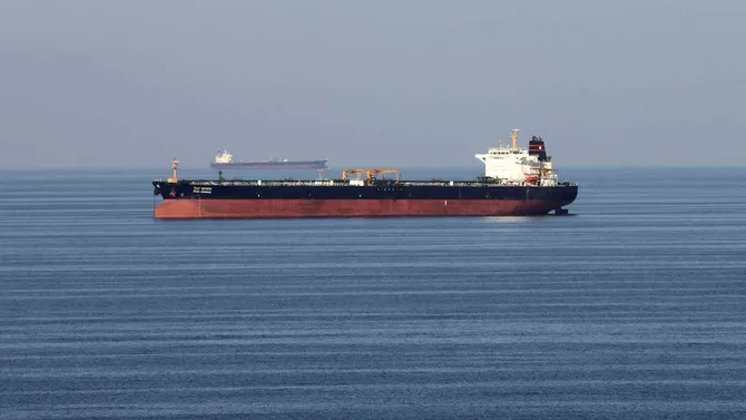 Limited Vessel Transit in Strait of Hormuz as Geopolitical Uncertainty Lingers