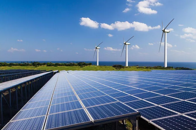 Türkiye Aims for 120,000 MW in Wind and Solar by 2035