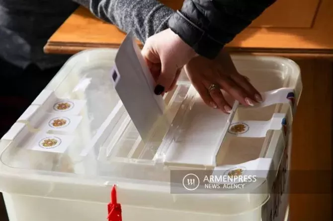 Armenia’s CEC Registers 19 Political Forces for Upcoming Vote