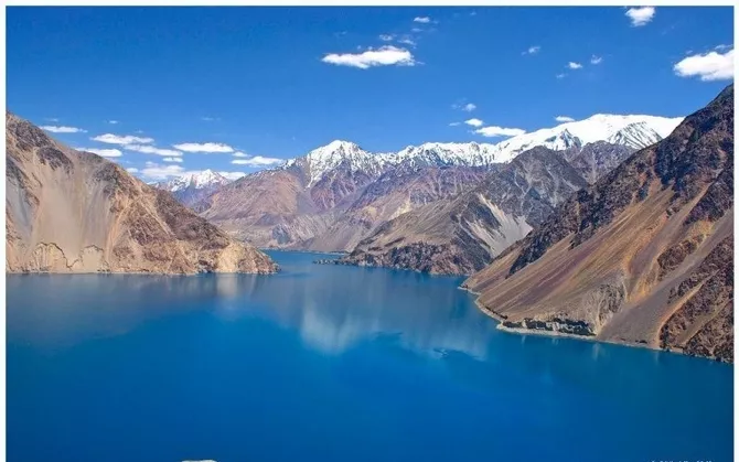 Tajikistan Plans Visa-Free Travel for Chinese Tourists