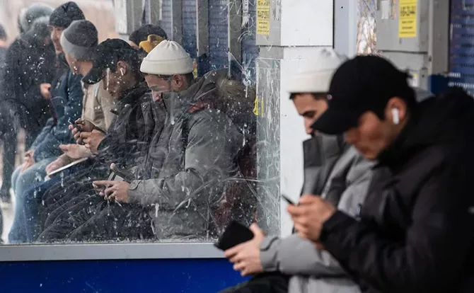 Russia's St. Petersburg Proposes Higher Work Patent Cost for Migrants in 2027
