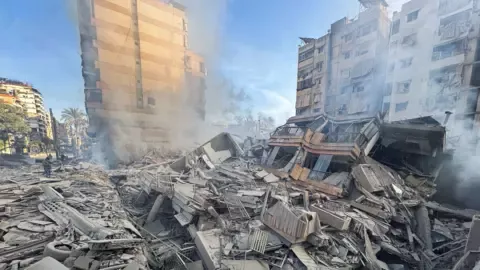 Israel Targets Weapons Aircraft at Tehran’s Mehrabad Airport - VIDEO