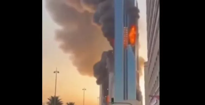 Bahrain Skyscraper Catches Fire After Iranian Missile Strike - VIDEO ...