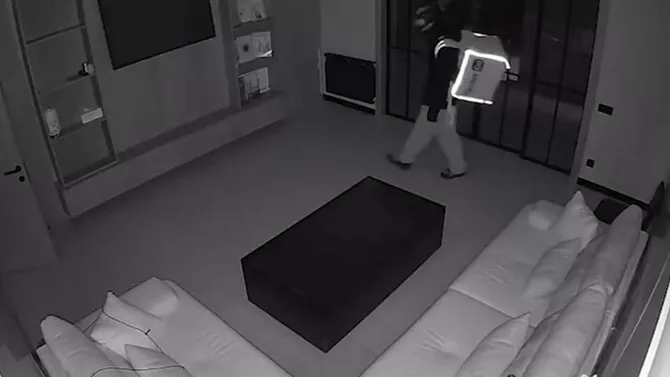 Tashkent Police Catch Gang Stealing $50K Safe Disguised as Courier