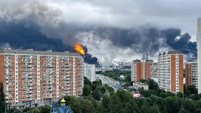 Latest News & Breaking Stories | Stay Updated with Caspianpost.com - Ukrainian Attack on Moscow Refinery Exposes Russia's Energy Vulnerabilities