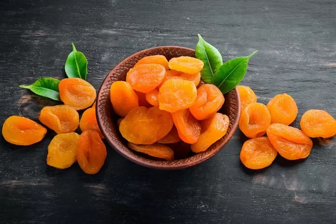 Kyrgyzstan Exports First 23 Tons of Dried Apricots to China