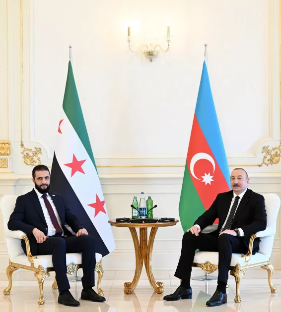 Latest News & Breaking Stories | Stay Updated with Caspianpost.com - President Ilham Aliyev Holds Expanded Meeting with Syria's Transitional President