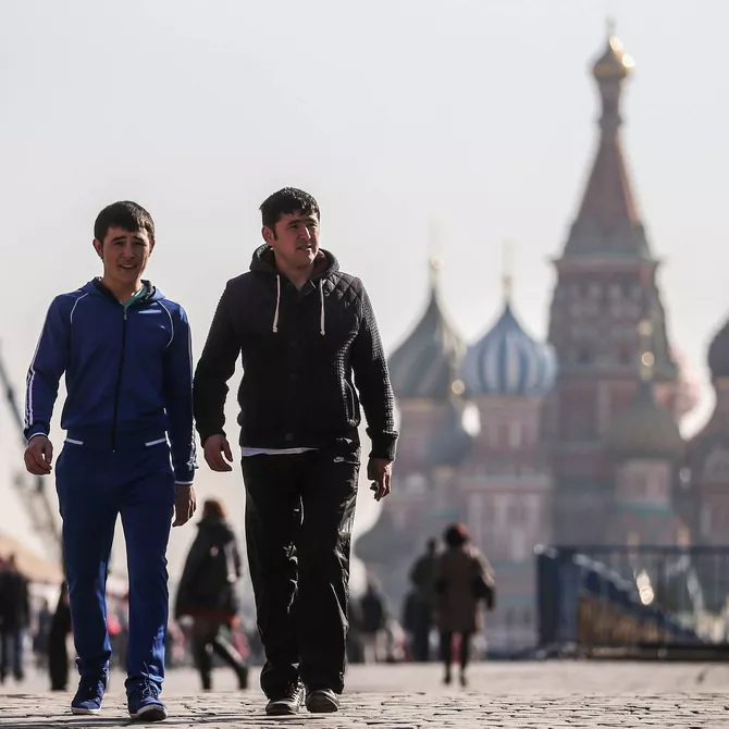 Russia Remains Largest Labor Market for Central Asian Migrants