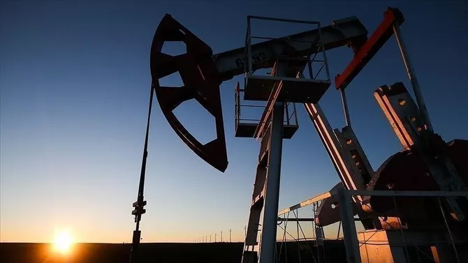 Azeri Light Crude Oil Price Falls by 0.55% - Caspianpost.com