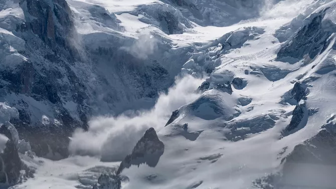 Student Dies in Avalanche in Kazakhstan's Mountains