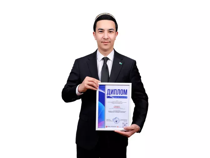 Turkmen Law Student Takes 2nd Place at Global Science Contest