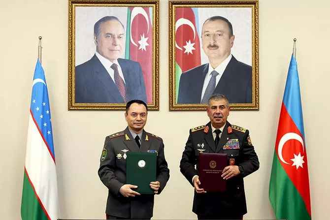 Azerbaijan, Uzbekistan Sign Bilateral Military Cooperation Plan
