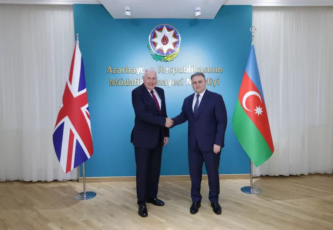 Azerbaijan, UK Explore Cooperation in Defense Industry