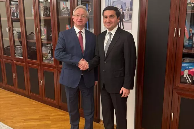 Azerbaijani, Russian Officials Discuss Bilateral, Regional Issues