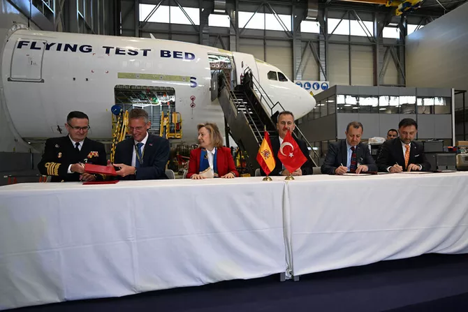 Türkiye Signs Deal to Export Hurjet Jets to Spain