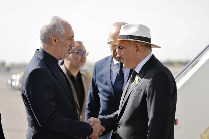 Armenian PM Travels to Tehran to Attend Farewell for Iran's Supreme Leader - VIDEO