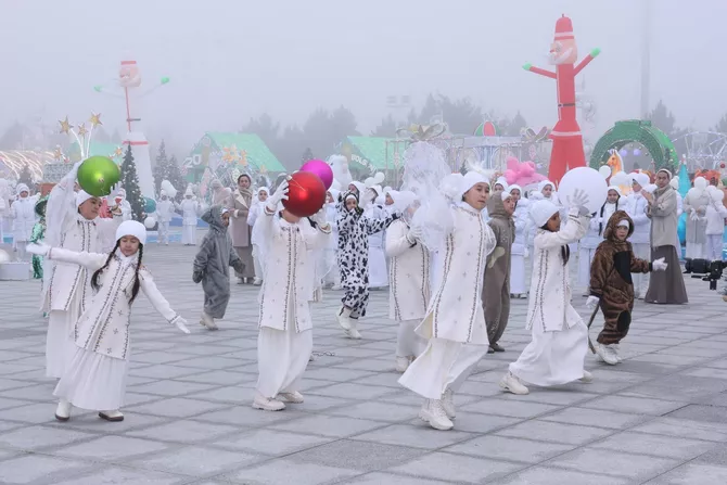 Latest News & Breaking Stories | Stay Updated with Caspianpost.com - President Serdar Berdimuhamedov Took Part in New Year Celebrations